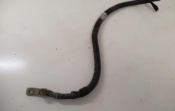 Iveco Daily 4th gen Positive cable (battery) 69500772
