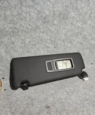 BMW 4 F32 F33 Sun visor 8061313