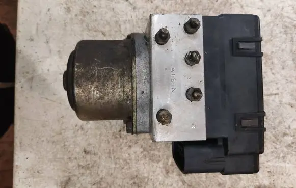 Mitsubishi Pajero Sport I ABS Pump MR955425 444071620