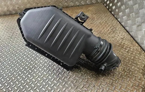 Dodge Challenger Air filter box 05038441AE 05038430AF