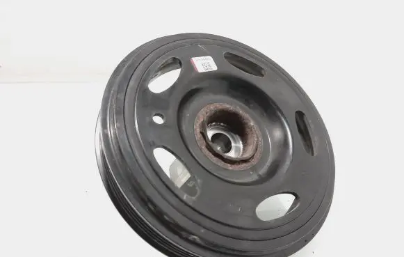 Opel Corsa E Crankshaft pulley 722554909 25199420