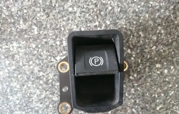 Toyota Avensis T270 Hand parking brake switch 
