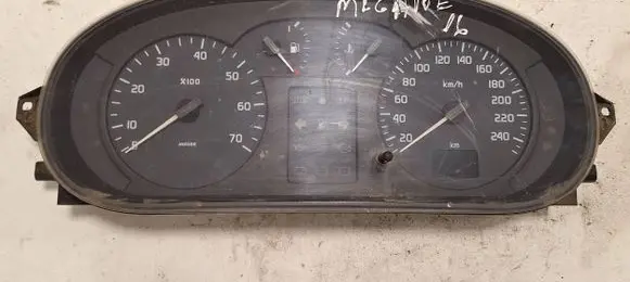 Renault Megane I Speedometer (instrument cluster) 7700427900 09043089902 3G03UD69
