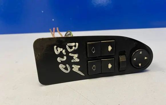 BMW 5 E39 Electric window control switch 8360887