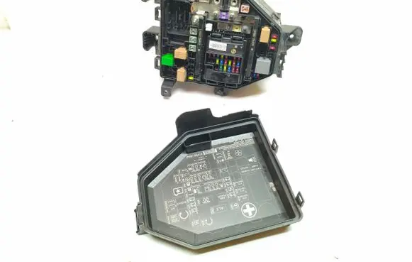 KIA Stinger Fuse module 912373767 N91237J56713 J5671