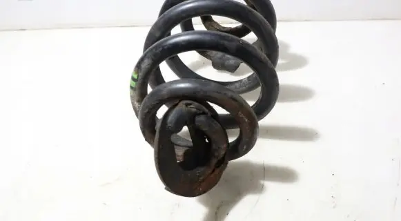 Volkswagen Transporter - Caravelle T5 Coil spring/strut mount 