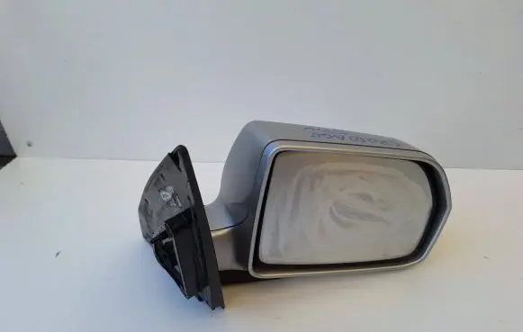 KIA Sportage Manual wing mirror 
