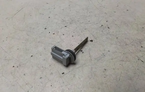 Volkswagen Touran I Interior temperature sensor 4B0820539