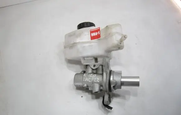 Volkswagen Caddy Master brake cylinder 02048644P7