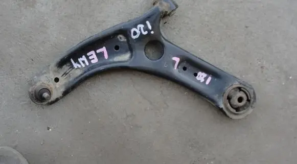 Hyundai i20 (GB IB) Front control arm brak
