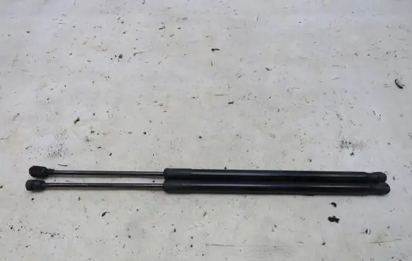 Volkswagen PASSAT B8 Tailgate strut 
