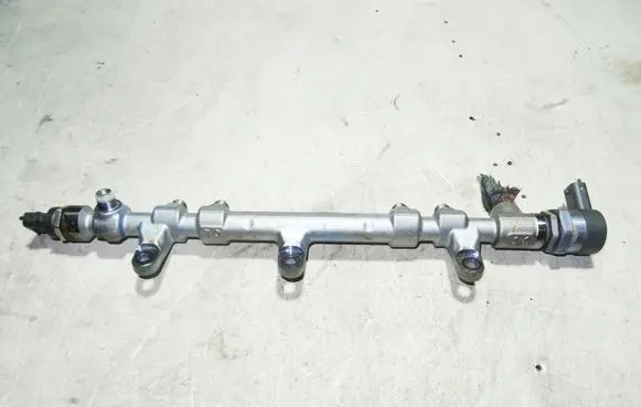 Hyundai Santa Fe Fuel main line pipe 314002F000 0281006037 0445214211