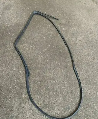 Dodge Durango Rubber seal rear door 