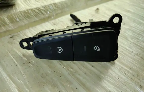 Ford Focus Other switches/knobs/shifts 150CT21BR1
