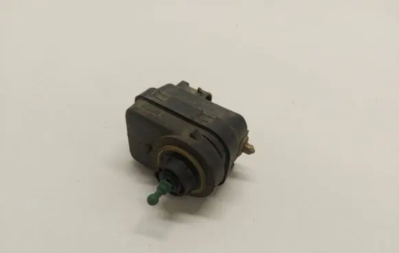 Renault Scenic I Headlight level adjustment motor 