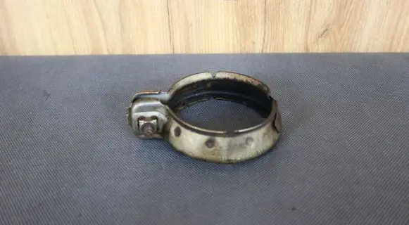 Mercedes-Benz E W212 Muffler pipe connector clamp 0009958902