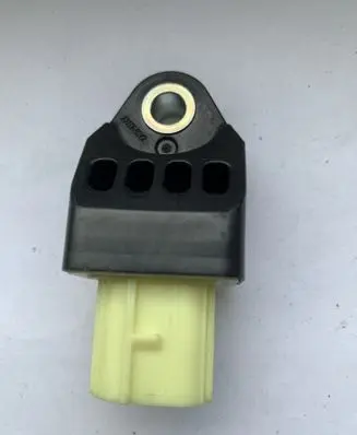 Toyota Auris E180 Airbag deployment crash/impact sensor 8983102160