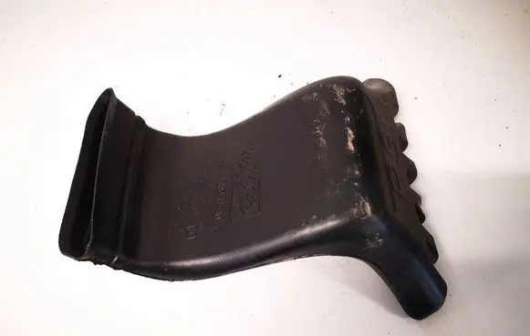 Ford Kuga I Cabin air duct channel 3M5118D236BD