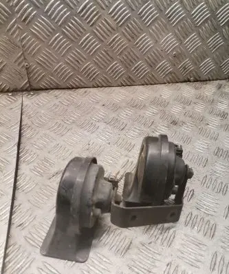 Volkswagen PASSAT B5 Horn signal 0092018