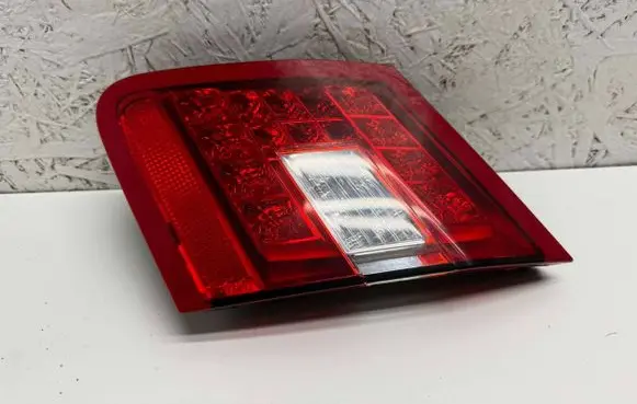 Mercedes-Benz E W212 Tailgate rear/tail lights A2128200864