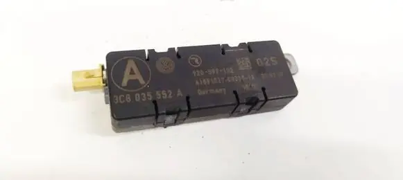 Volkswagen PASSAT CC Antenna control unit 3C8035552A 920097102