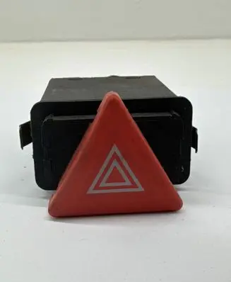 Audi A3 S3 8L Hazard light switch 8L0941509F PA630GFJ