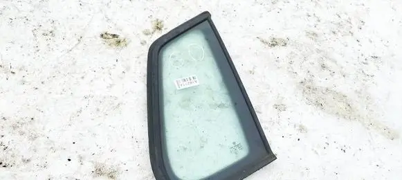 Volkswagen Polo IV 9N3 Rear side window AS2