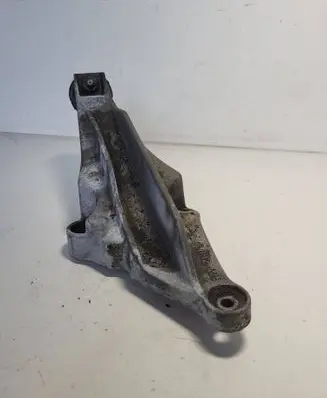 BMW 5 E39 Engine mounting bracket 1092425