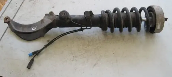 BMW X5 F15 Front shock absorber/damper 6863174