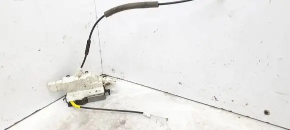 Citroen Jumpy Front door lock 9681335380 40517149