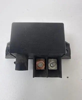 Mercedes-Benz E W211 Charging relay A0025426419 0332002167 2A100