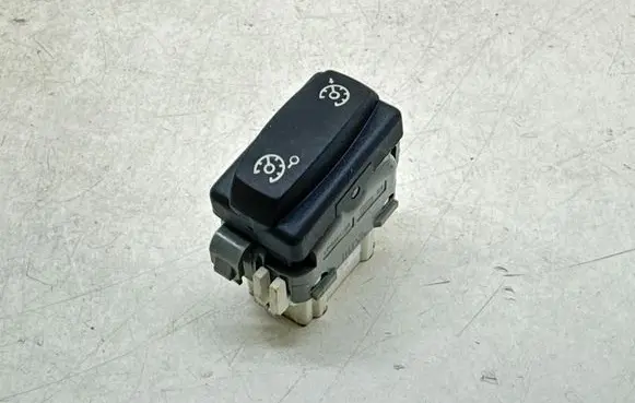 Renault Twingo II Cruise control switch 107841C