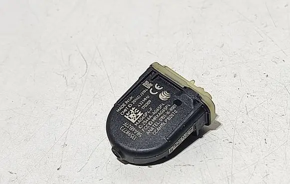 Chevrolet Cruze II Tire pressure sensor 13598773