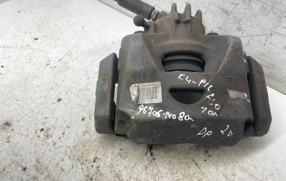 Citroen C4 I Picasso Front brake caliper 9670614082