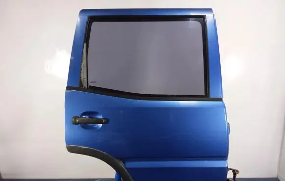 Ford Maverick Rear door