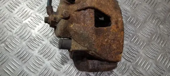 Opel Zafira B Front brake caliper