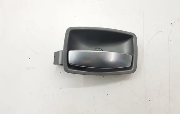 BMW 7 E65 E66 Front door interior handle 7024303