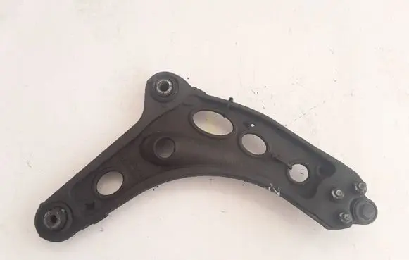 Front lower control arm/wishbone