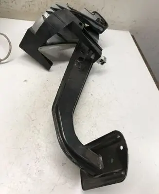 Mercedes-Benz C W204 Brake pedal PP204290074