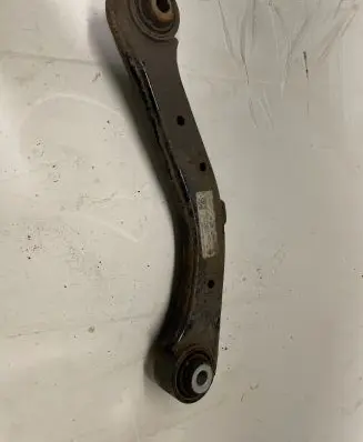 KIA Sportage Rear control arm 55100D3050 070218B826 F02340070218B