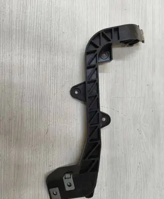 Mercedes-Benz ML W166 Radiator support slam panel bracket A1666263631