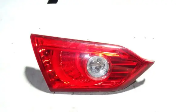 Infiniti Q50 Tailgate rear/tail lights W0698