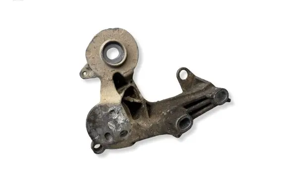 Audi A6 S6 C6 4F Engine mounting bracket 4F0199351N
