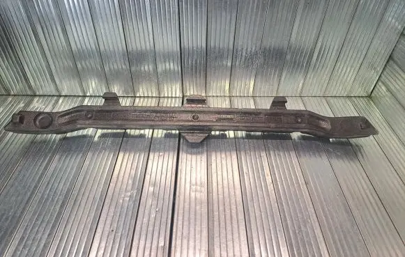 Audi Q3 F3 Front bumper foam support bar 83A807550A