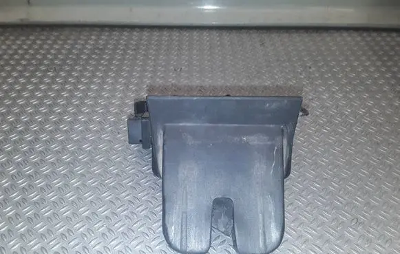 Audi A6 S6 C6 4F Tailgate/trunk/boot lock/catch/latch 8P4827505B
