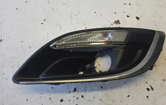 Opel Astra J Front fog light trim/grill