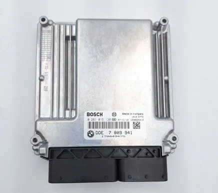 BMW 3 E92 E93 Engine control unit/module 7809941 0281015130 DDE606