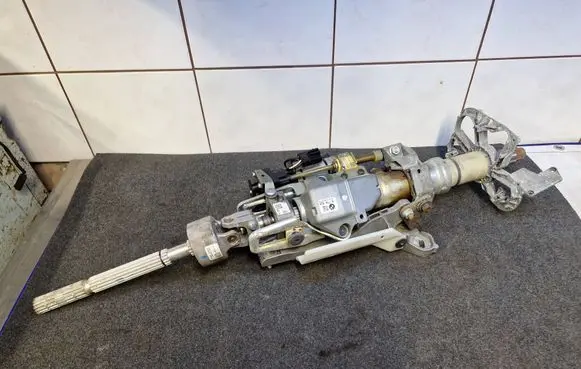 BMW 5 E60 E61 Steering wheel axle set 6774626