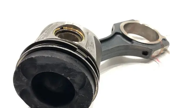 Mercedes-Benz GLA W156 X156 Piston with connecting rod 65100