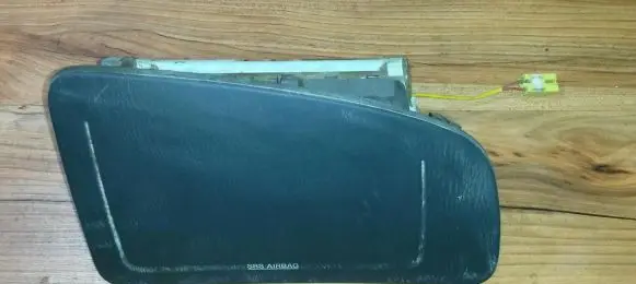 Passenger airbag